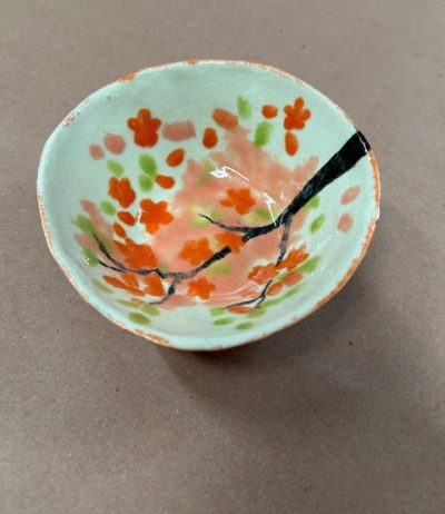 clay-bowl-with-fall-tree-e1737344206442-400×462